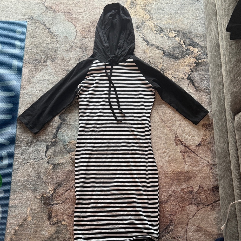Black and White Striped Long Sleeve Hooded Dress